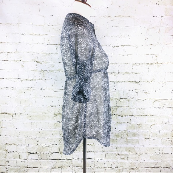 Express Sheer Floral Tunic (Size XS) - Picture 3 of 6